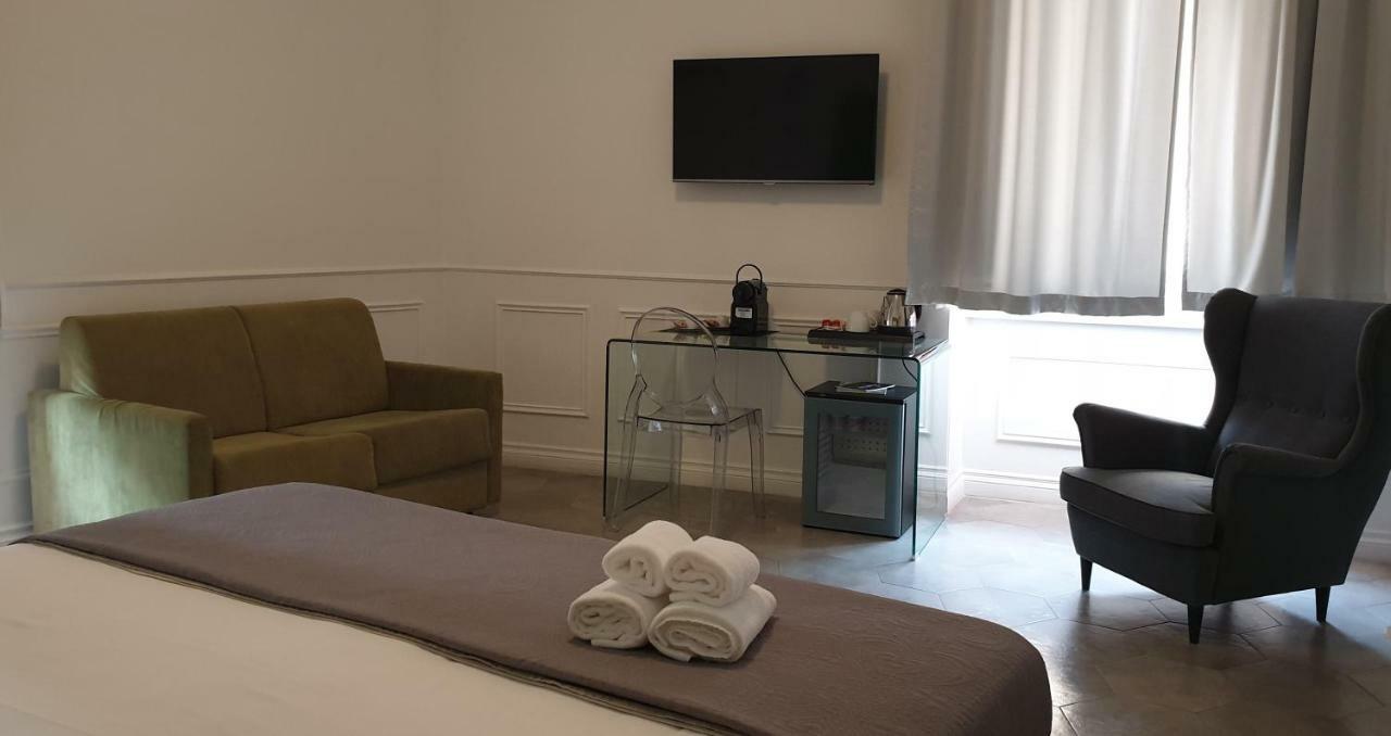 Palazzo Balsamo Suites Pompei Exterior photo